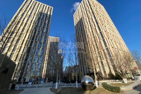 中国铁建广场写字楼出租,朝阳北苑地铁口丨铁建广场丨精装纯写丨高层